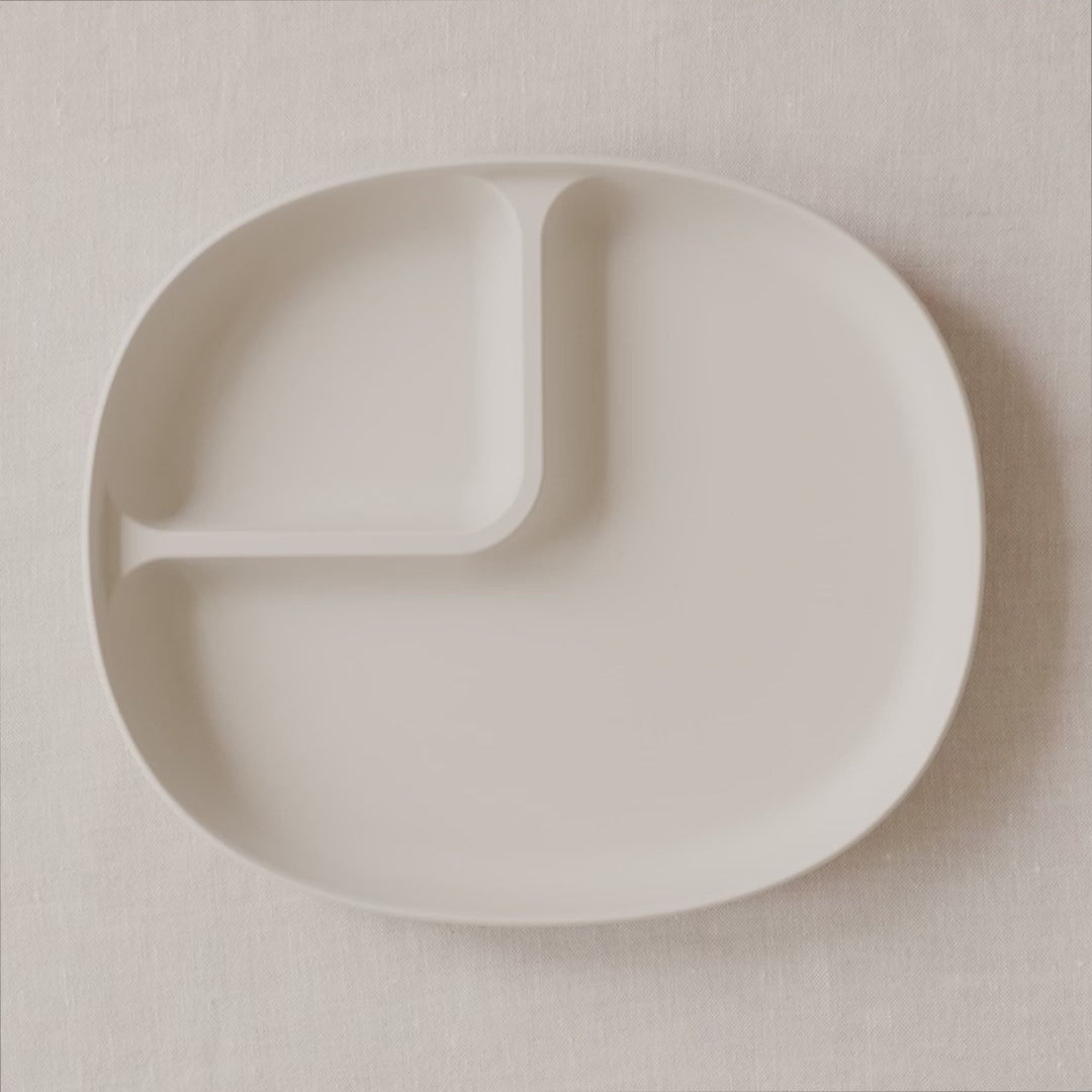 taneの食器セット（絵本付き）